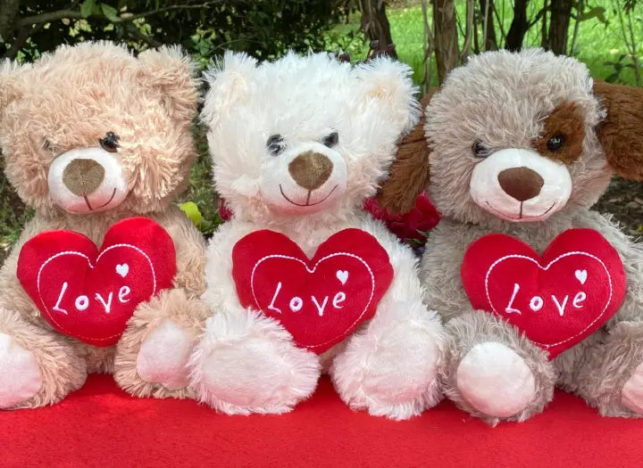 FLUFFY TEDDY BEAR DOLLS, VERY SOFT AND SMOOTH. VERY COLOURFULL AND DECORATIVE. BEST GIFT AND DECOR