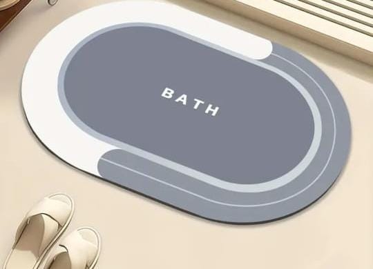 Oval Absorbent Bathroom Mat – Anti-Slip, Quick-Dry (50 × 80 cm)